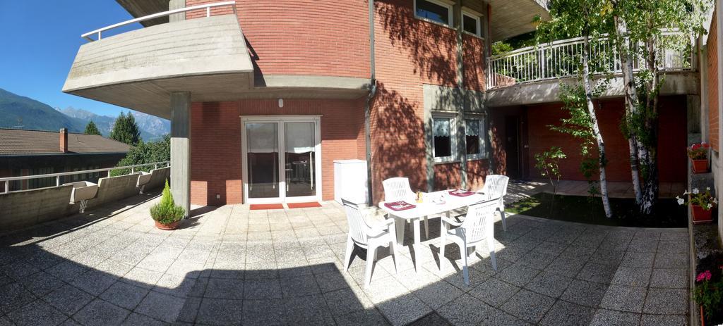 La Betulla Appartamento Confortevole Wifi E Parking Free Aosta Eksteriør billede